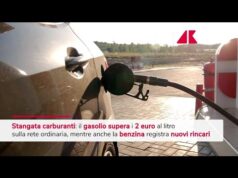 Stangata carburanti, gasolio sopra 2 euro a litro