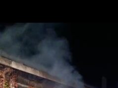 Anzio, pericoloso incendio in un capannone abbandonato: diverse ore di lavoro per i vigili del fuoco in via Goldoni al quartiere lo Zodiaco