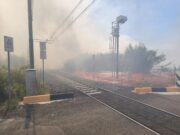 Cecchina, vasto incendio sulla ferrovia: al lavoro da diverse ore Protezione Civile, Forze dell’Ordine e Vigili del Fuoco Cecchina incendio ferrovia