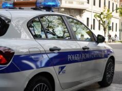 Roma, signora di 91 anni vagava in strada in stato confusionale: provvidenziale intervento della Polizia Locale Roma Polizia Locale