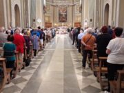 Genzano, in tanti per l’ultimo saluto a Don Claudio Vitelli, deceduto domenica mattina all’età di 84 anni genzano don claudio