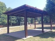 Rocca Priora, installata la nuova copertura del gazebo in legno del Parco Madonna della Neve rocca priora copertura gazebo
