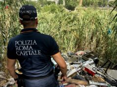 Fonte Ostiense, operazione della Polizia Locale per il ripristino del decoro urbano: rimosse baracche e cumuli di rifiuti roma polizia locale