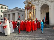 Ariccia, partecipazione ed emozione ieri pomeriggio e sera per la Festa della Patrona Sant’Apollonia: stasera alle 21 lo spettacolo “Tempesta di Fuoco e di Luce” Ariccia santa'apollonia