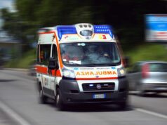 Belluno, cerca pezzi dello specchietto retrovisore in galleria: investito e ucciso 79enne